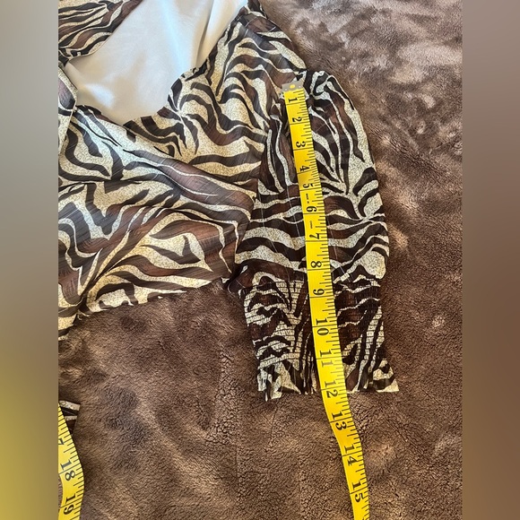 Walter Baker womens Brandi puff sleeve mini wrap dress animal print sz L - Picture 11 of 14